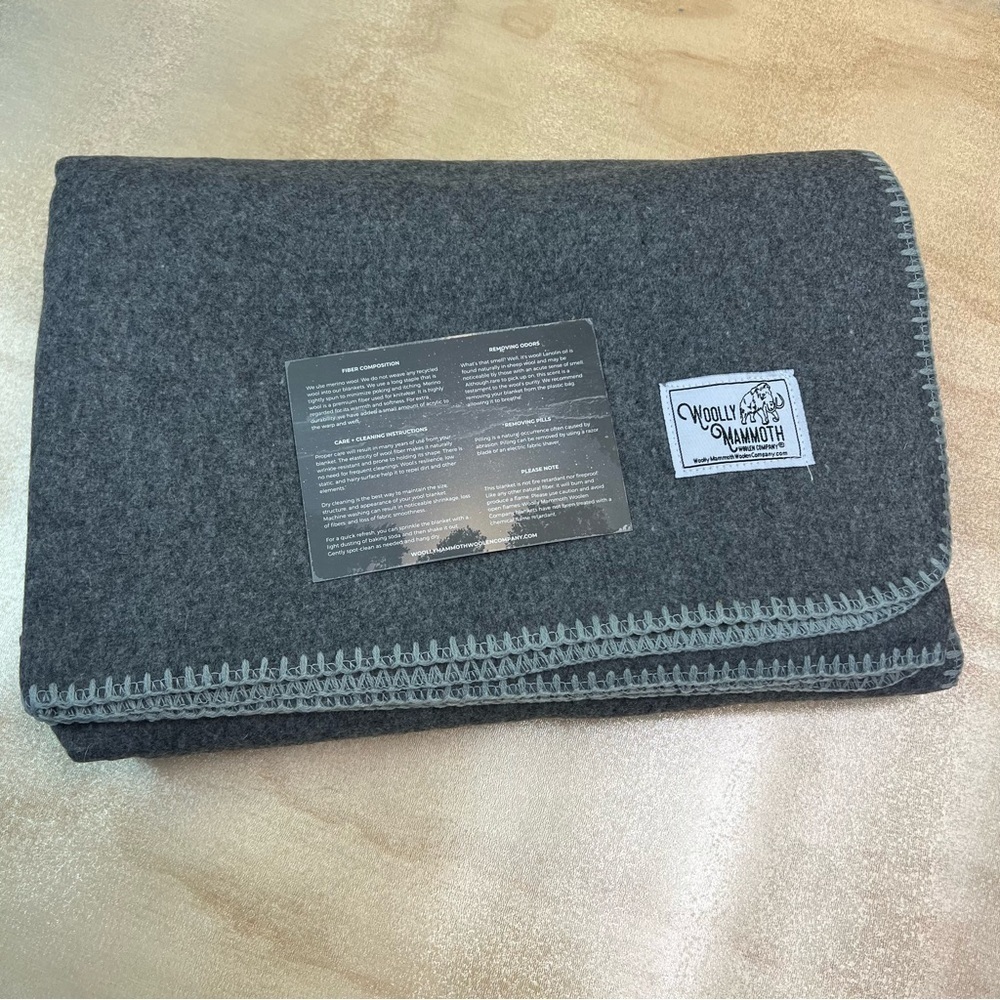 Woolly Mammoth Woolen Co. Merino Wool Blend Gray Outdoors Blanket Size 66”x90”